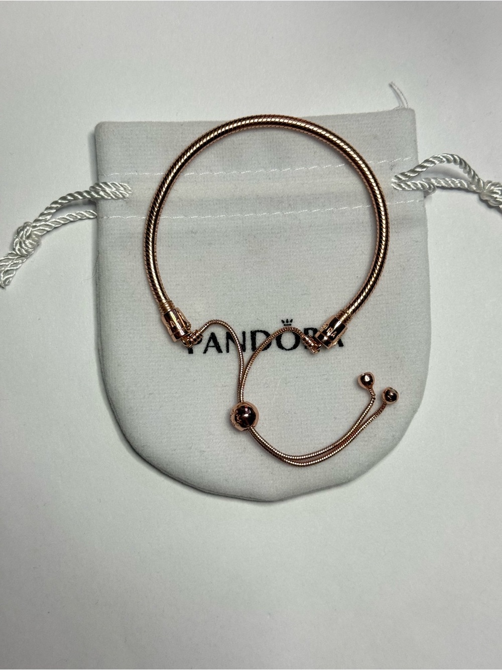 Pandora Moments Snake Chain Slider Bracelet
14k rose gold plating